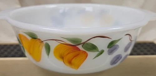 Anchor Hocking Fire King Gay Fad Fruit Ovenware Casserole Dish 1.5 Qt #447