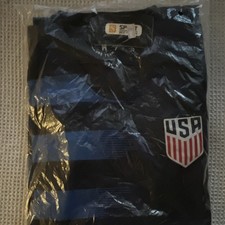 USA Soccer Jersey Fan Shirt Top w/ USA Crest Logo Black Blue Adult Size L