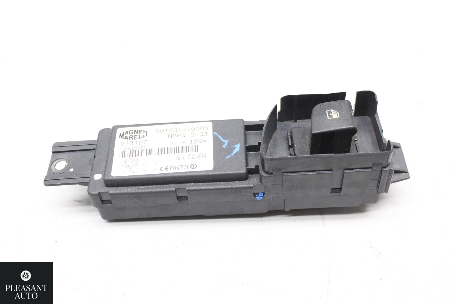 03-12 MASERATI QUATTROPORTE FRONT PASSENGER RIGHT WINDOW CONTROL SWITCH 213127