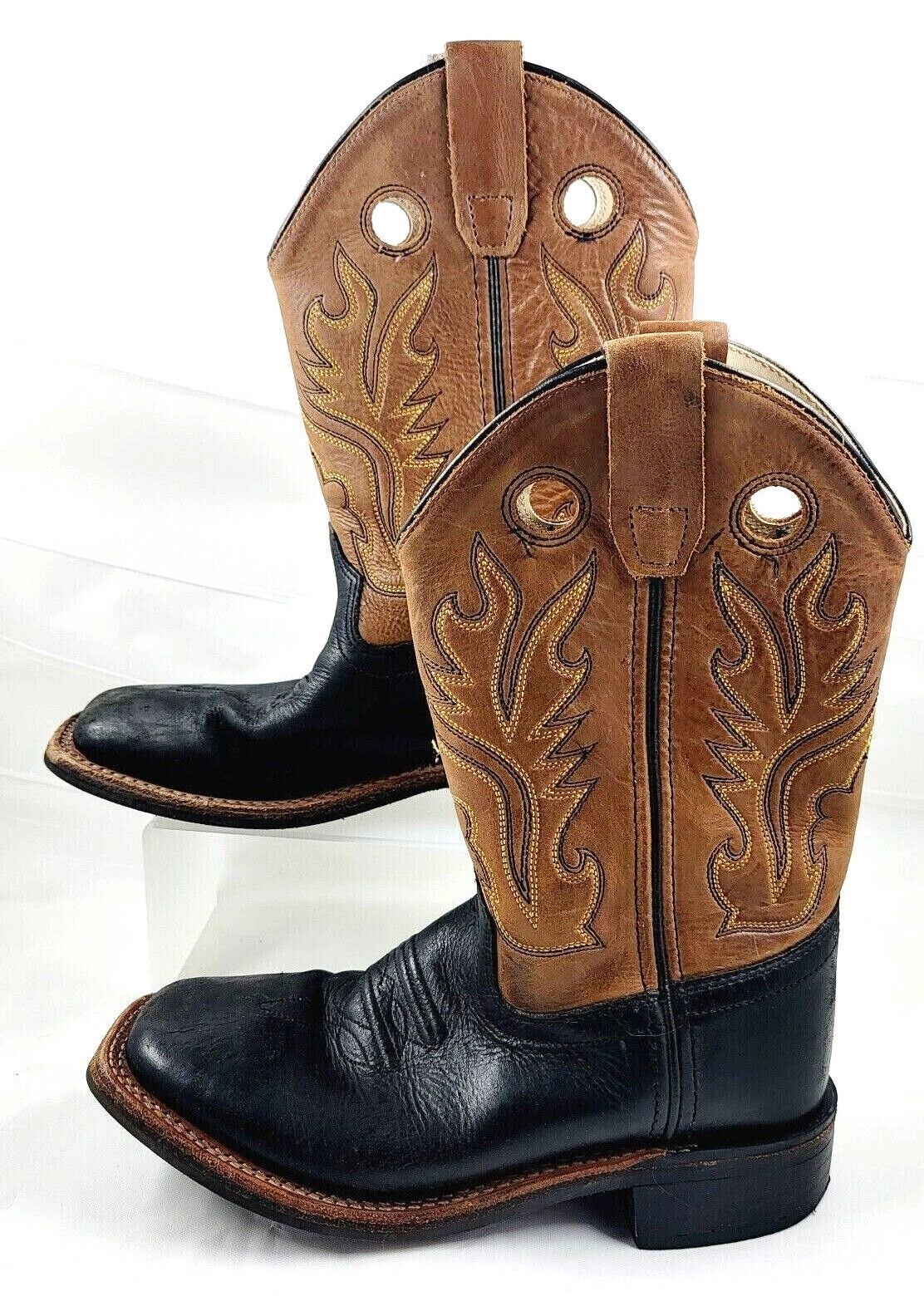 Cody James Boots Size 2 D Black/Brown 
