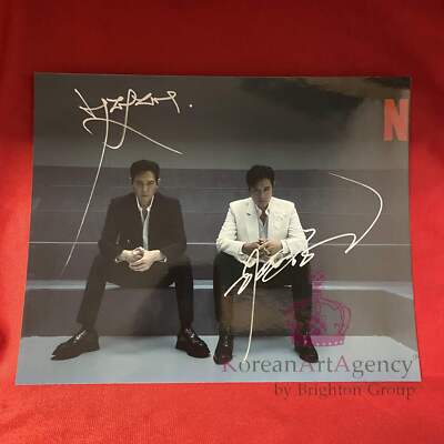 Squid Game Lee Jung Jae and Lee Byung Hun 10inches Autograph