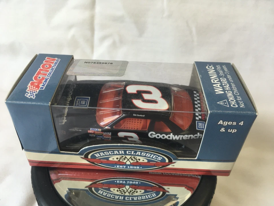 Acción Dale Earnhardt # 3 Goodwrench 1989 Chevy Lumina 1/64 Foto 2 de 4