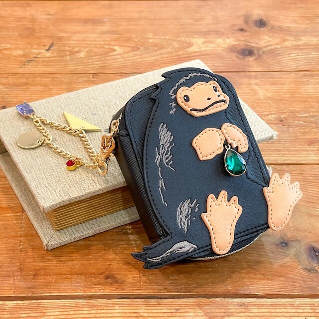 FANTASTIC BEASTS x Flapper Niffler Accessory Pouch Japan Limited
