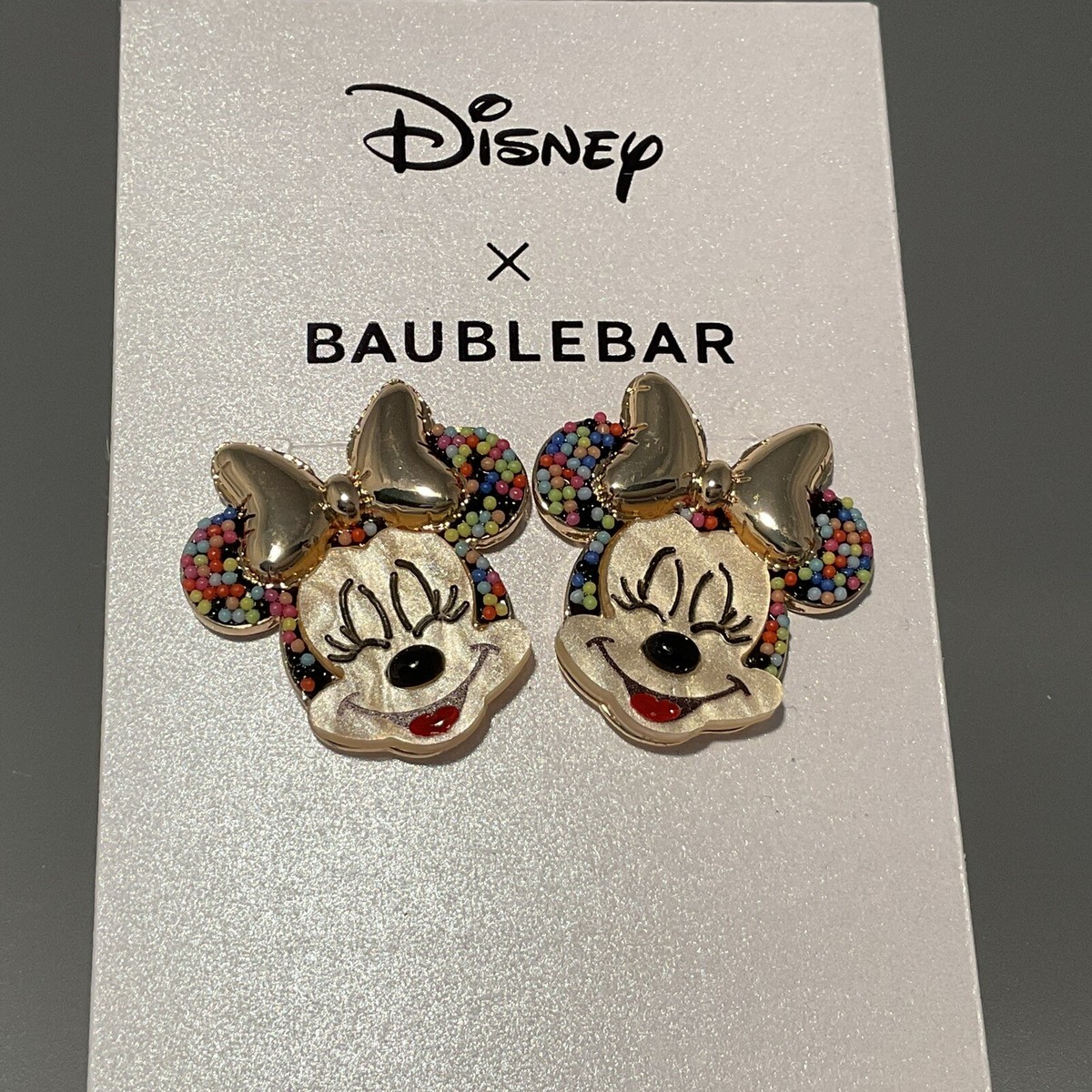 【Baublebar】★ピアス★Minnie Mouse Disney Birthday Earrings NWT BAUBLEBAR DISNEY BIRTHDAY MINNIE MOUSE STATEMENT STUD