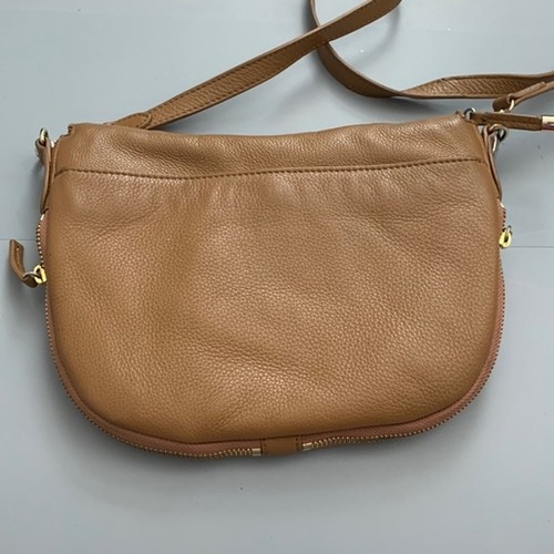 Vince Camuto Women’s Rizo Rich Auburn Leather Crossbody Bag - Picture 2 of 10