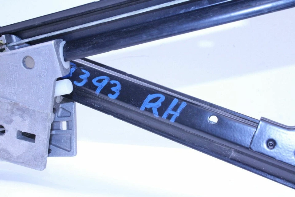 2006-2012 Porsche 911 Boxster Cayman Right Window Regulator 99754207601 OEM Used - Imagem 3 de 4