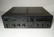 Onkyo Integra A-8270 Vollverstärker schwarz aus den 80er-Jahren