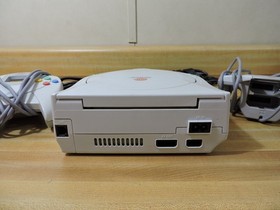 Sega Dreamcast Gray Video Game Home Console System With Controllers Powers On