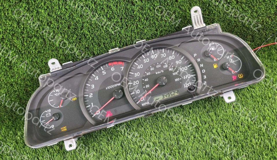 Toyota Tundra 2005-2006 Instrument Cluster speedometer Gauges Oem used - Image 2 of 4