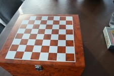 15pc Wooden Wine Bottle Presentation Chess Case & Accessories Connoisseur's Set