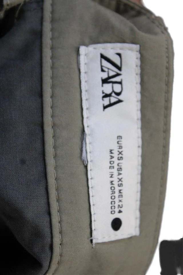Bermudas Zara Unisex Chino Verde Ejército Mezcla Poliéster Pantalones Cortos Talla XS Foto 4 de 4