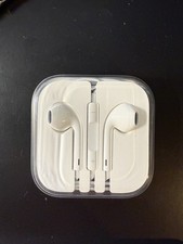 Genuine OEM Apple Earpods with 3.5mm Headphone Plug MNHF2AM/A A1472 - New wCase