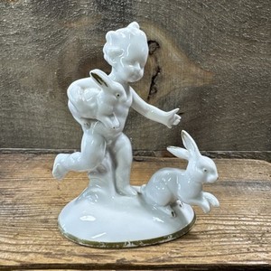 アンティーク　carl scheidig シャイディグ　ポーセリン Vintage Carl Scheidig Figurine, Farmer Sowing Seeds, 9.5” (H