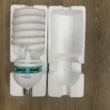 Square Perfect 3077 SP85 Watt 5500 K Bulb 110 V 60hZ Fluorescent