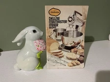 Vintage Sunbeam Deluxe MixMaster Mixer Recipe Book 1970s-80s