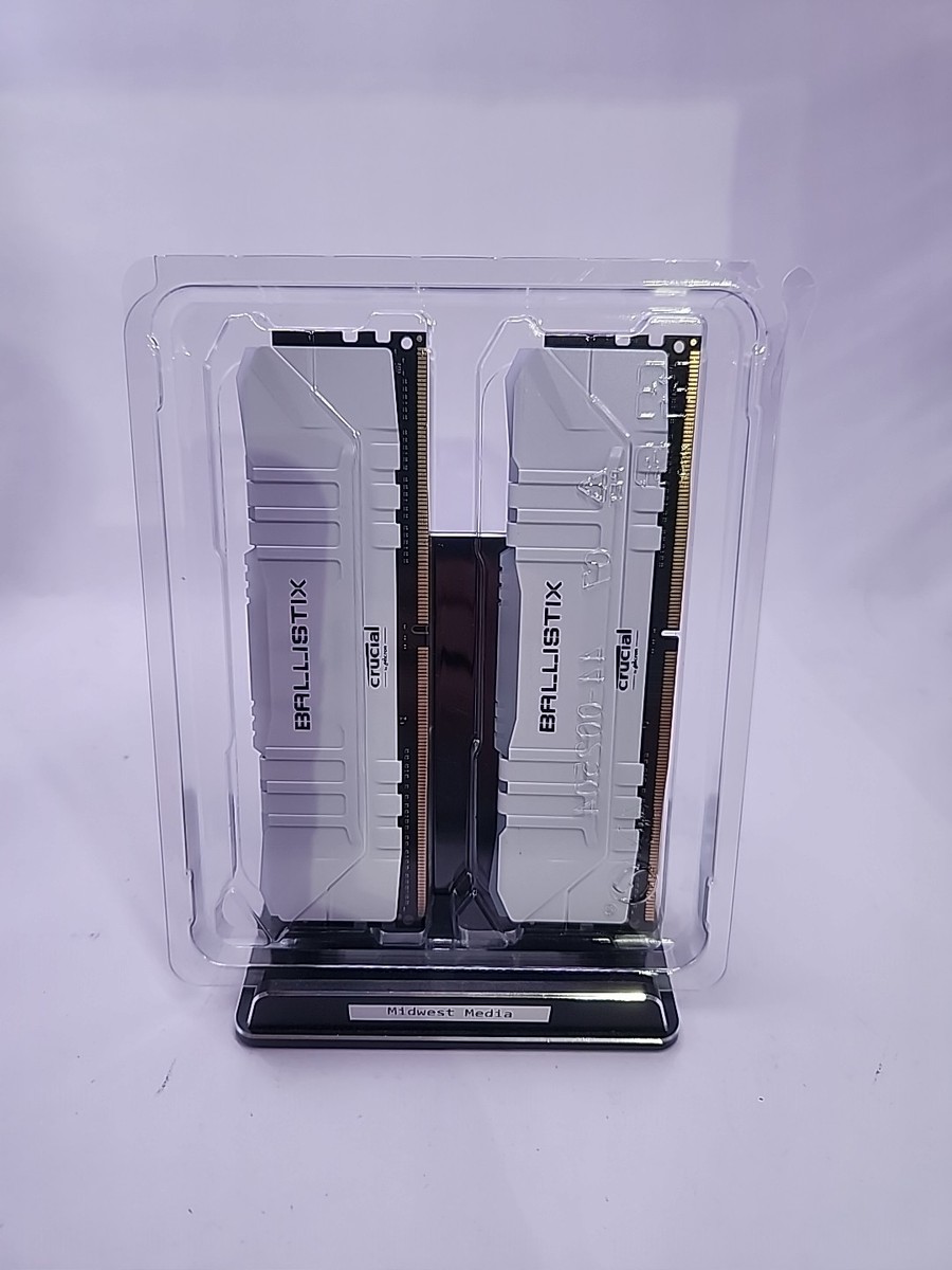 Crucial Ballistix 16GB (2x8GB) RAM DDR4 3000MHz BL16G30C15U4R