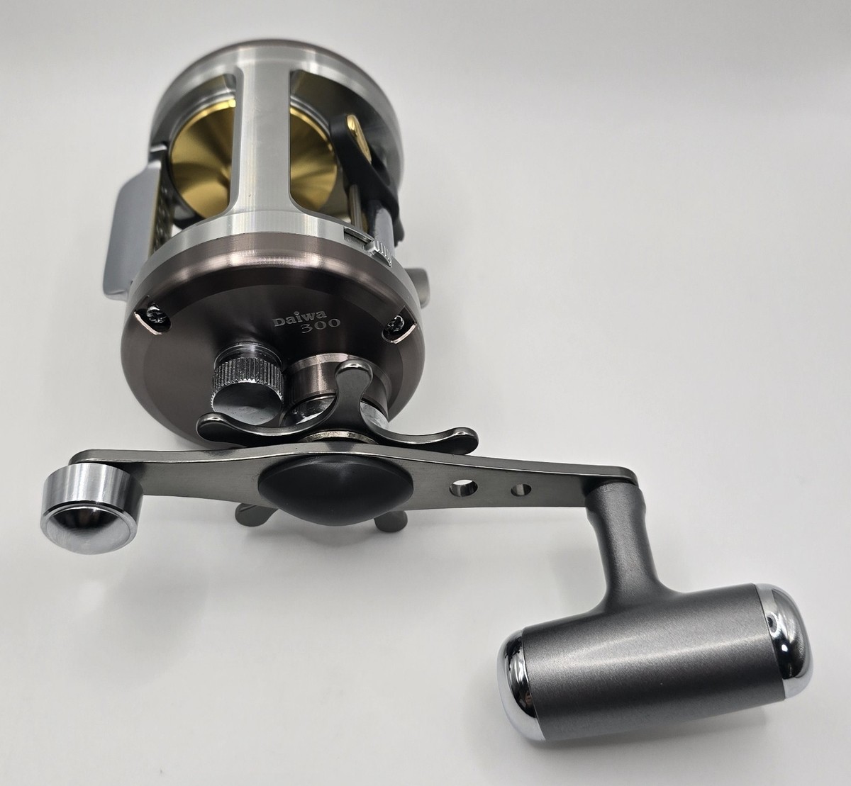 Daiwa Millionaire CV-X 300 Baitcast Reel Right Hand from Japan | eBay
