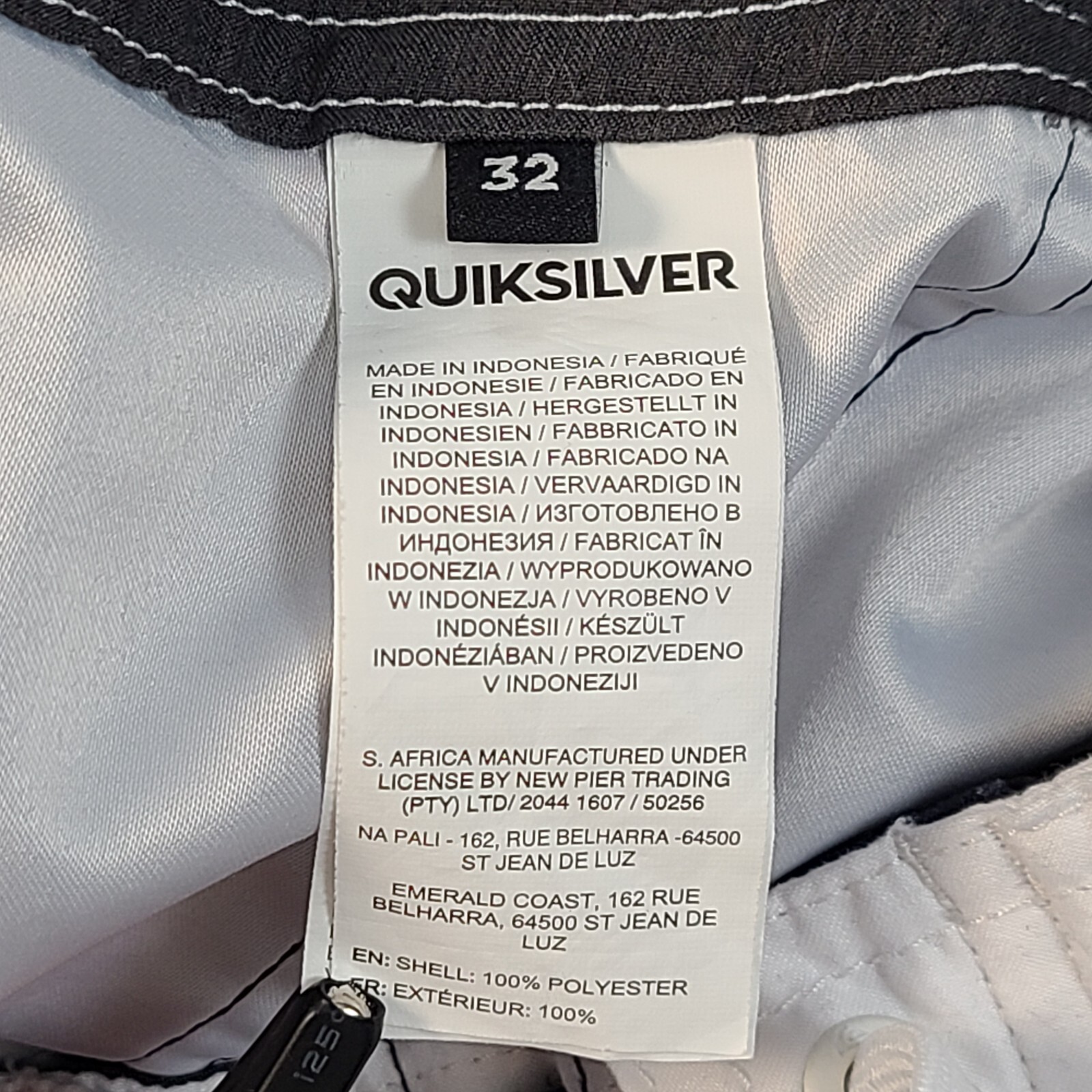 Quiksilver Mens Swim Trunks Adult Size 32 Blue Boardshorts Bathing Suit