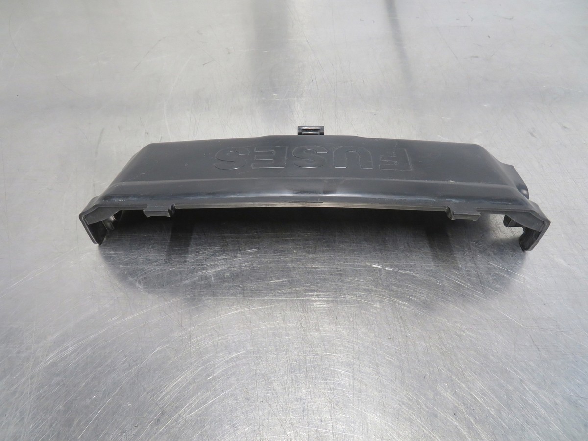 EB1039 2018 18 KAWASAKI TERYX 800 FUSE BOX COVER | eBay
