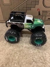 Spin Master Monster Jam BKT Tires Ride Along Truck New 1:64