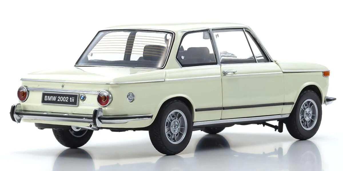 KYOSHO 1:18-scale Diecast BMW 2002 Tii (White) - 08543W | eBay