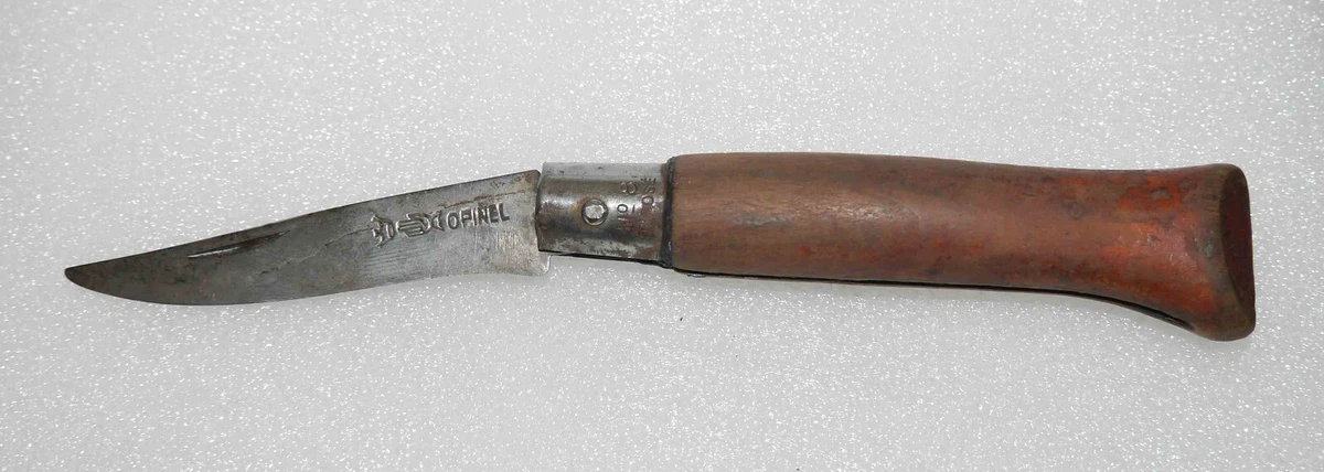 Couteau Opinel Français N°8 - 1er Choix - Acier Carbone - Manche Bois - Vintage