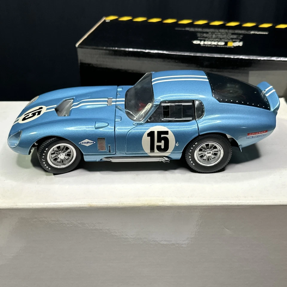 Racing Legends Cobra Daytona Cupé #15 1/18 Diecast Modelo EXOTO Cielo Azul Foto 3 de 4