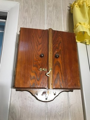 Vintage Wooden Key Cabinet Wall Mount Hanging Pine Wood Case Key Holder 13 Hooks