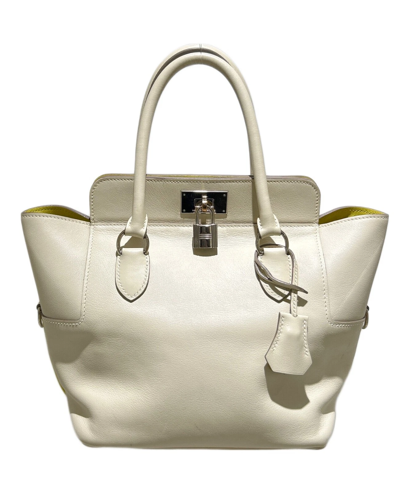 Hermes — Hermes TOOLBOX20 20 Handbag #TFB530