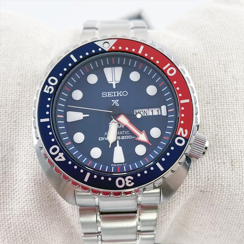 Seiko Prospex Sea PADI Men's Red Blue Dial Automatic SRPE99 Watch