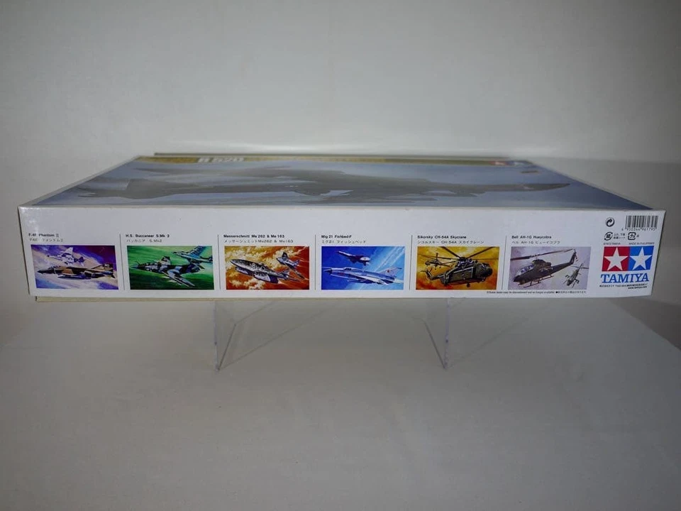 Boeing B 52D Stratofortress 1/100 TAMIYA - Immagine 2 di 4