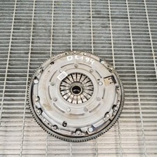 MERCEDES-BENZ GLA Schwungradkupplungssatz X156 1.6 Benzin 90kw A0262500501 2018 MERCEDES-BENZ GLA Schwungradkupplungssatz X156 1.6 Benzin 90kw A0262500501 2018