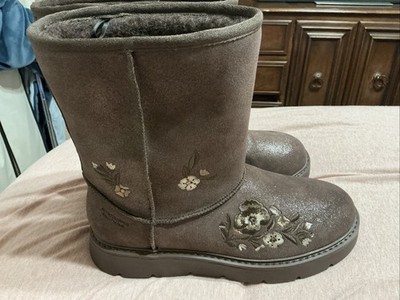 Women's Brown Slip in Sketchers Size 8 Boots Flowers Embroidered Jewels