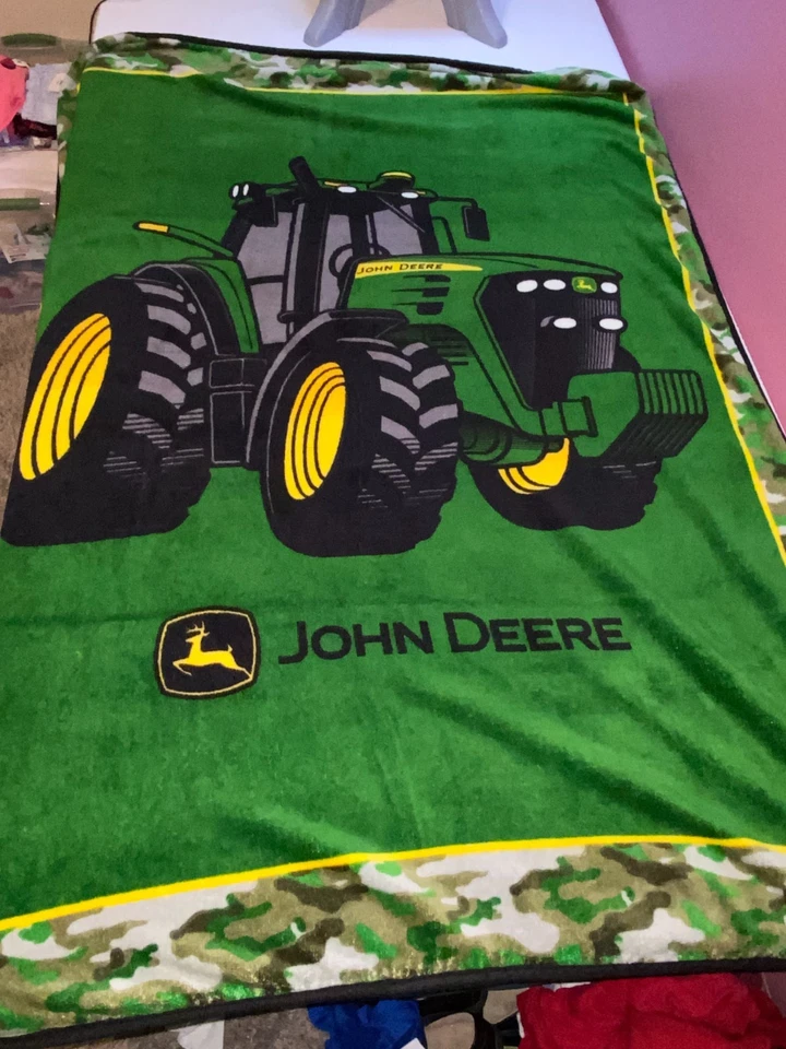 N1!WOW! Manta de felpa sedosa camuflada para tractor 46x60 John Deere para cama de niño pequeño Foto 2 de 3