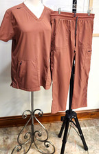 Carhartt Women s Scrub Set 2XL Top Large Petite Pants Nutmeg Brown Rugged Flex
