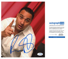 Russell Peters signed Auto 8x10 Photo b COMEDIAN Somebody Going Get Hurt ACOA