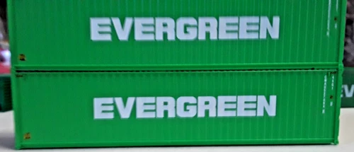 HO scale Walthers EVERGREEN  40' CARGO CONTAINER ( HO-230
