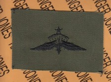 USA Senior Military Freefall MFF Airborne odd wing cloth OD Green & Black patch 