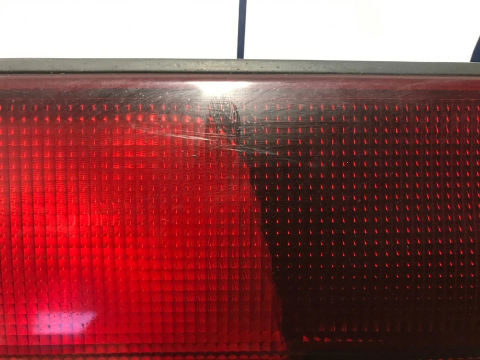 1998 SUBARU LEGACY TRUNK LID TAIL LIGHT #460 - Image 4 of 4