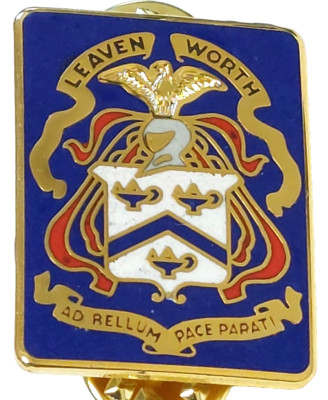 Army  Command and General Staff School ''AD BELLUM PACE PARATI'' DUI Crest Pin