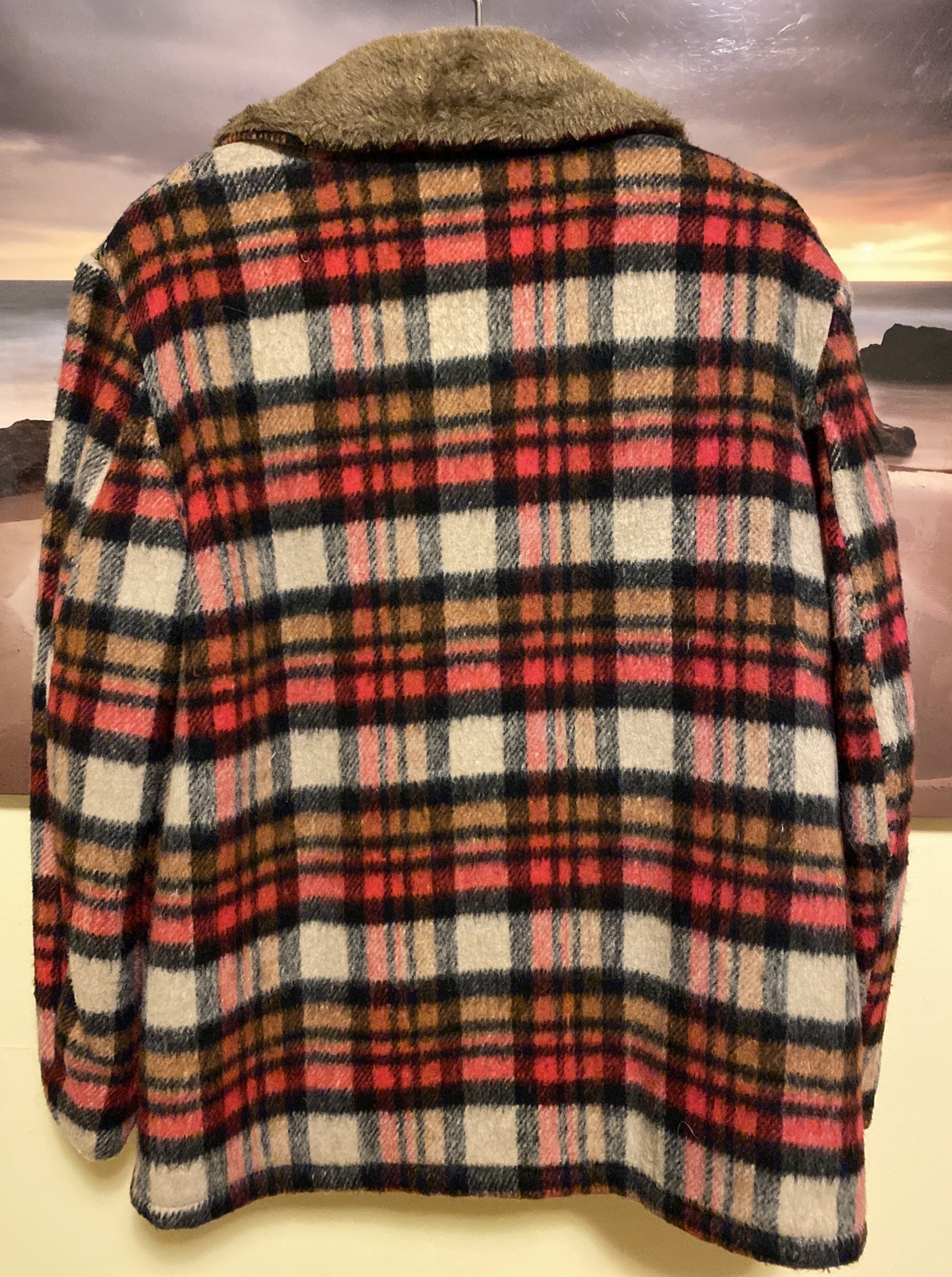 VTG Kmart Men's Wool Faux Fur Lined Red Beige Black Plaid Coat Size L