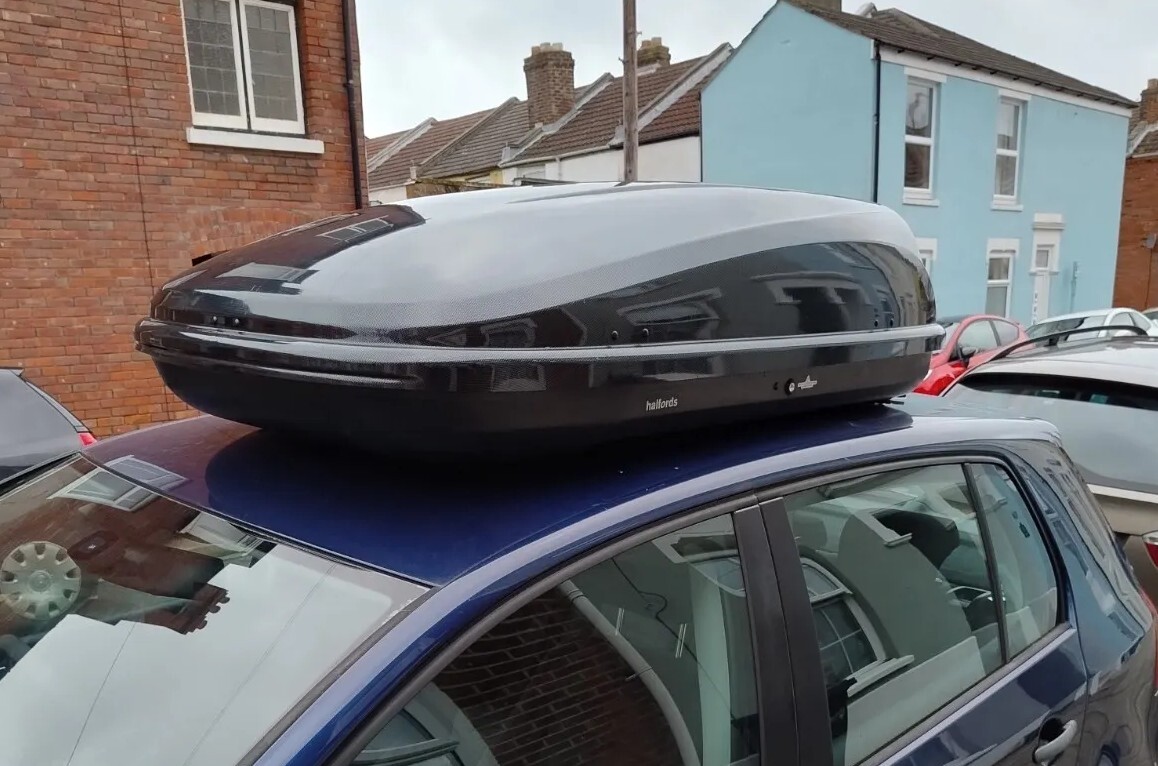 Halfords car roof box 460 Litre. 160cm Carbon Fibre Style. eBay