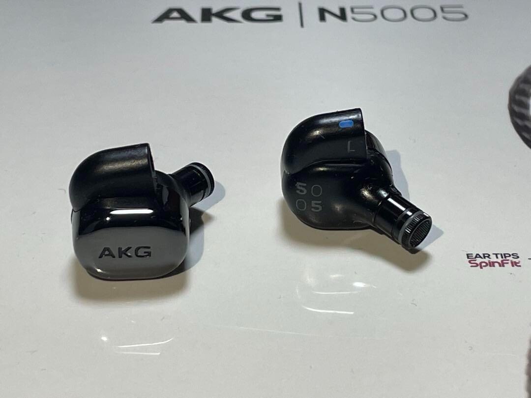 AKG N5005 In-Ear Monitors - Quad Driver, High-Resolution High 