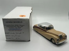 Kenna Models 1/43 Scale - Daimler Straight Eight 8 - Cream/ Maroon 146 of400