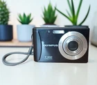 Olympus T-100 Compact Digital Camera 12MP Black 3x Optical Zoom Tested Working
