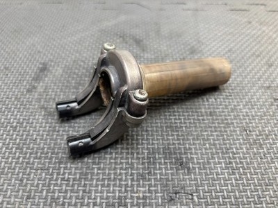 1981-82 Honda XR250R XR500R Twist Grip Throttle Upper Lower Case Housing Tube