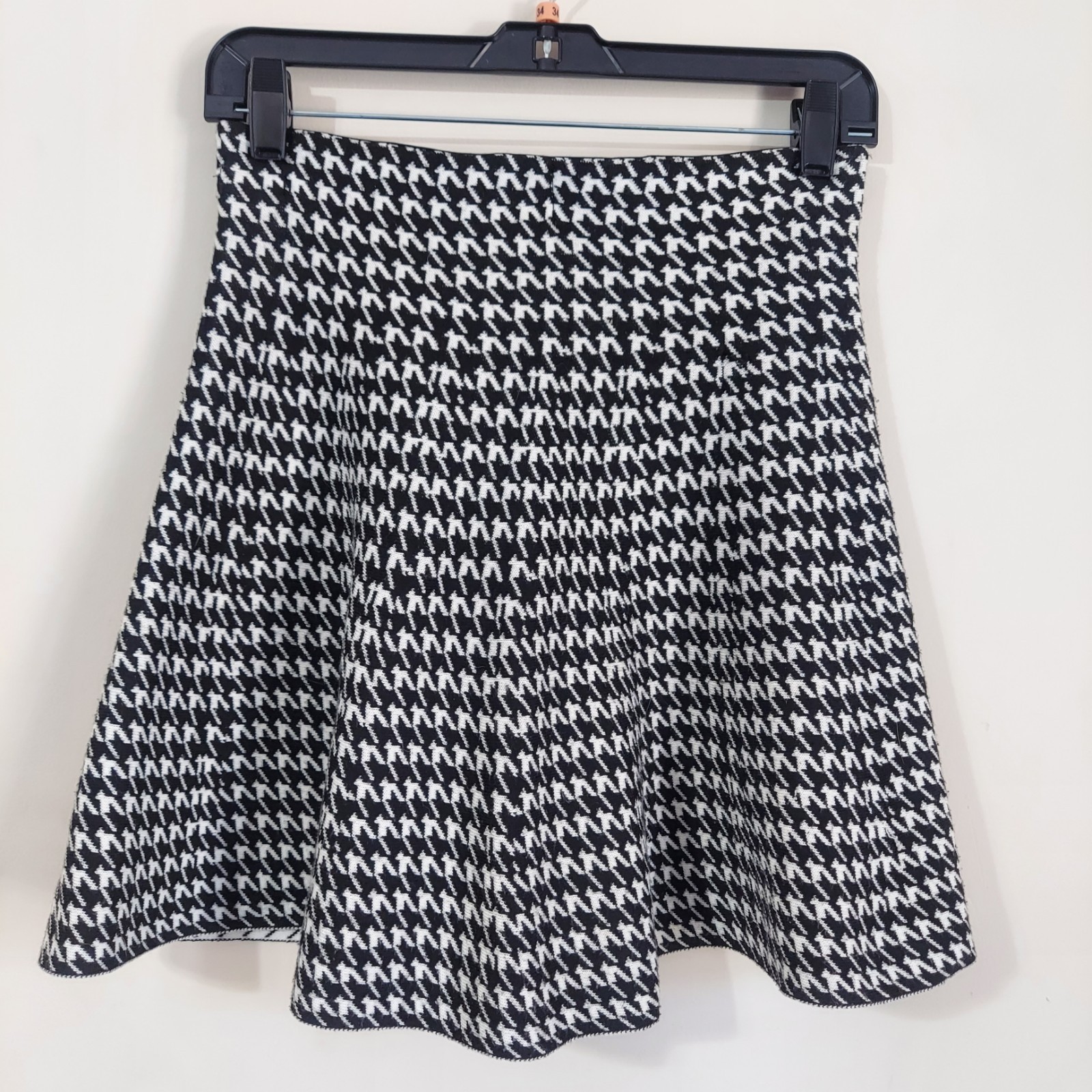 Lats Women's Houndstooth Skater Mini Skirt Black/White Size S/M