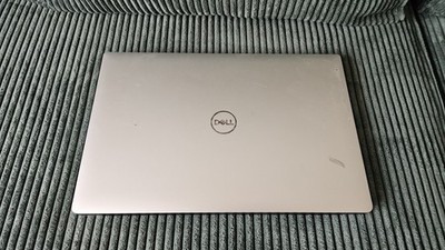 Dell Precision 5530 Intel Core i7 8850H 2,60GHz, Nvidia Quadro P1000 4GB, 256GB