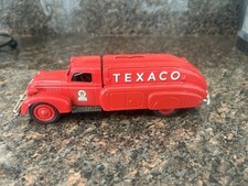 ERTL 1993 Texaco 1939 Dodge Airflow Tanker die-cast locking coin bank. Series 10