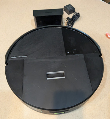 iRobot Roomba 205 DustCompactor Vac Robotic Vacuum Cleaner